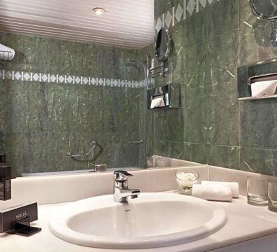 ecf51144cda49c1a7bd4ab0420762368a6e5d5c9